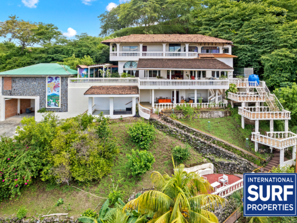 ocean-view-homes-with-19-rooms-playas-del-coco