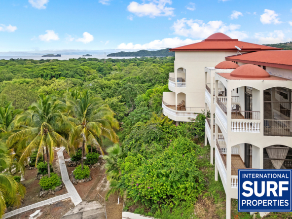 ocean-view-homes-with-19-rooms-playas-del-coco