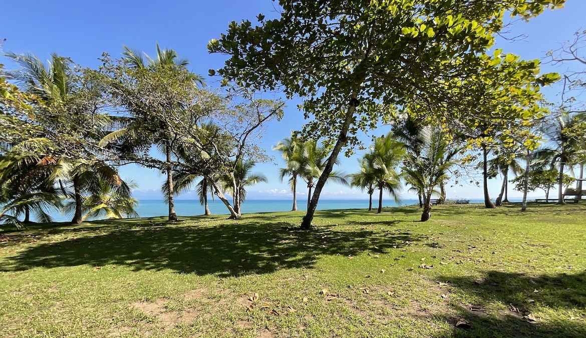 punta-sonada-point-break-estate