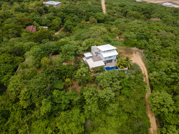 casa-loma-del-mar-ocean-view-home