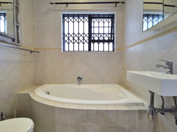 2-bedroom-villa-at-jeffreys-bay