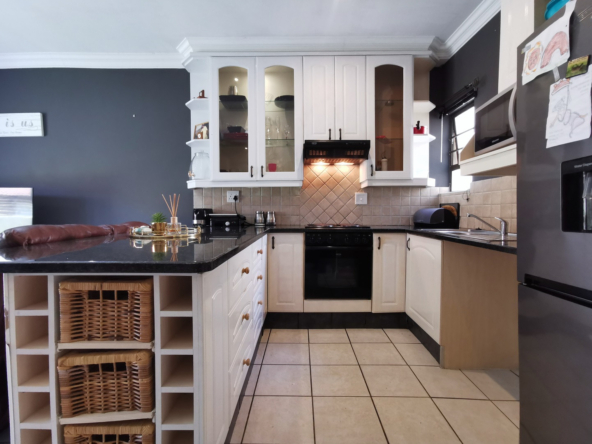2-bedroom-villa-at-jeffreys-bay