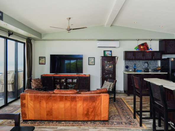 luxury-surf-villa-popoyo