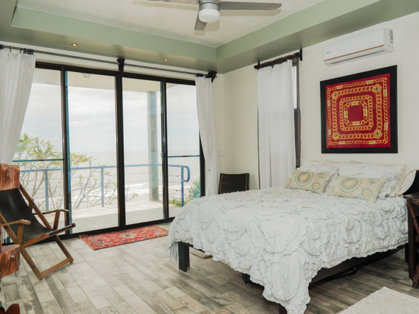 luxury-surf-villa-popoyo