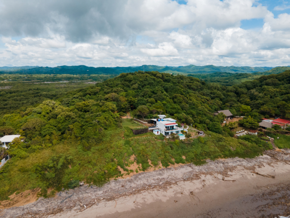 luxury-surf-villa-popoyo