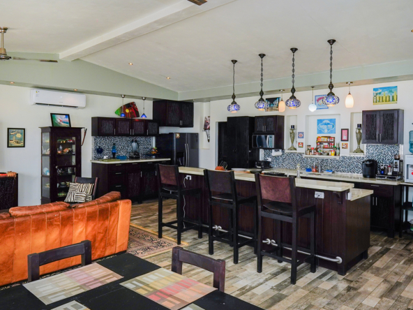 luxury-surf-villa-popoyo