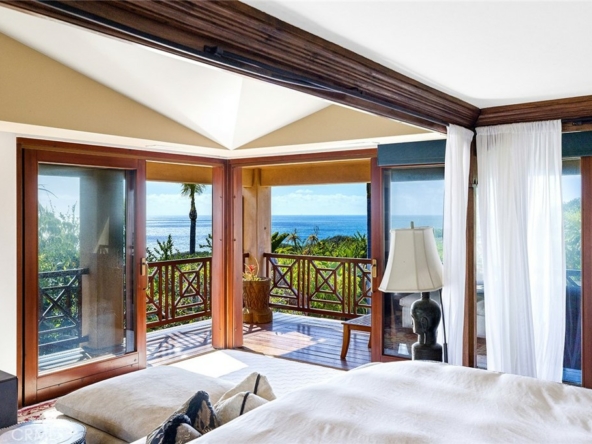 exclusive-balinese-palace-in-orange-county