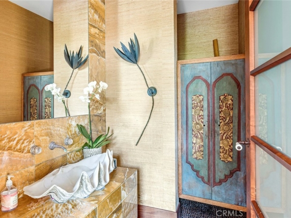 exclusive-balinese-palace-in-orange-county