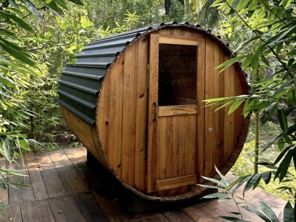 yoga-surf-shacks-at-la-saladita