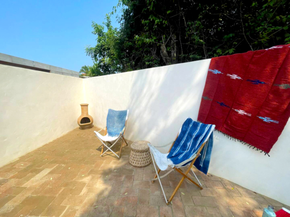 yoga-surf-shacks-at-la-saladita