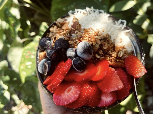 yoga-surf-shacks-at-la-saladita