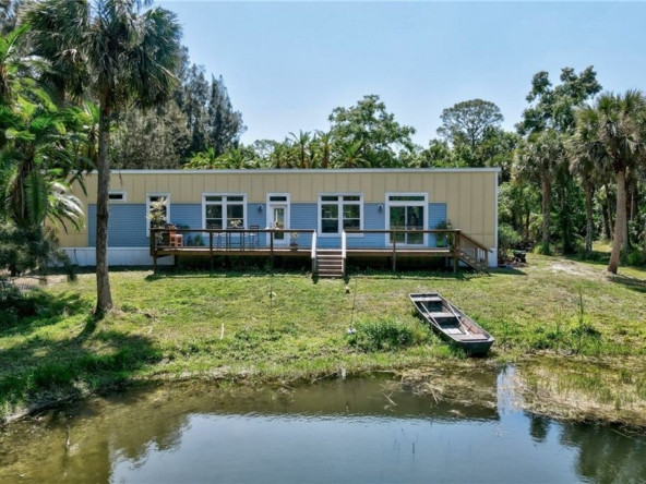 fellsmere-florida-the-point-surf-park-property