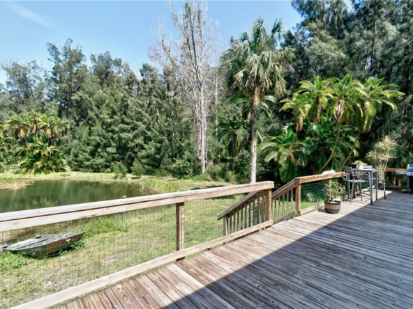 fellsmere-florida-the-point-surf-park-property