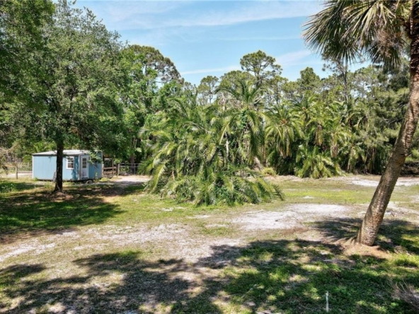 fellsmere-florida-the-point-surf-park-property