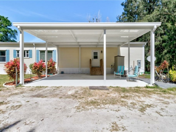 fellsmere-florida-the-point-surf-park-property
