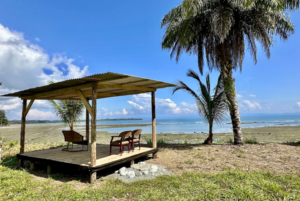 sombrero-beach-surf-shack-osa-peninsula