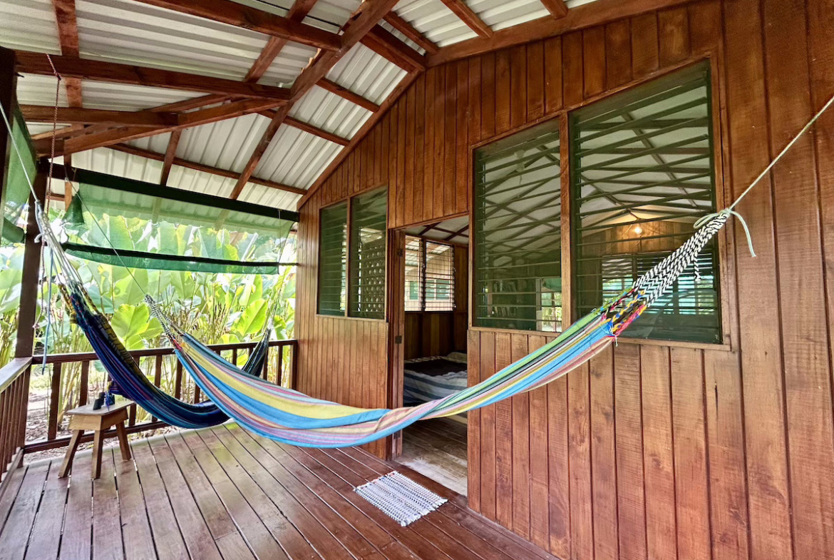 sombrero-beach-surf-shack-osa-peninsula