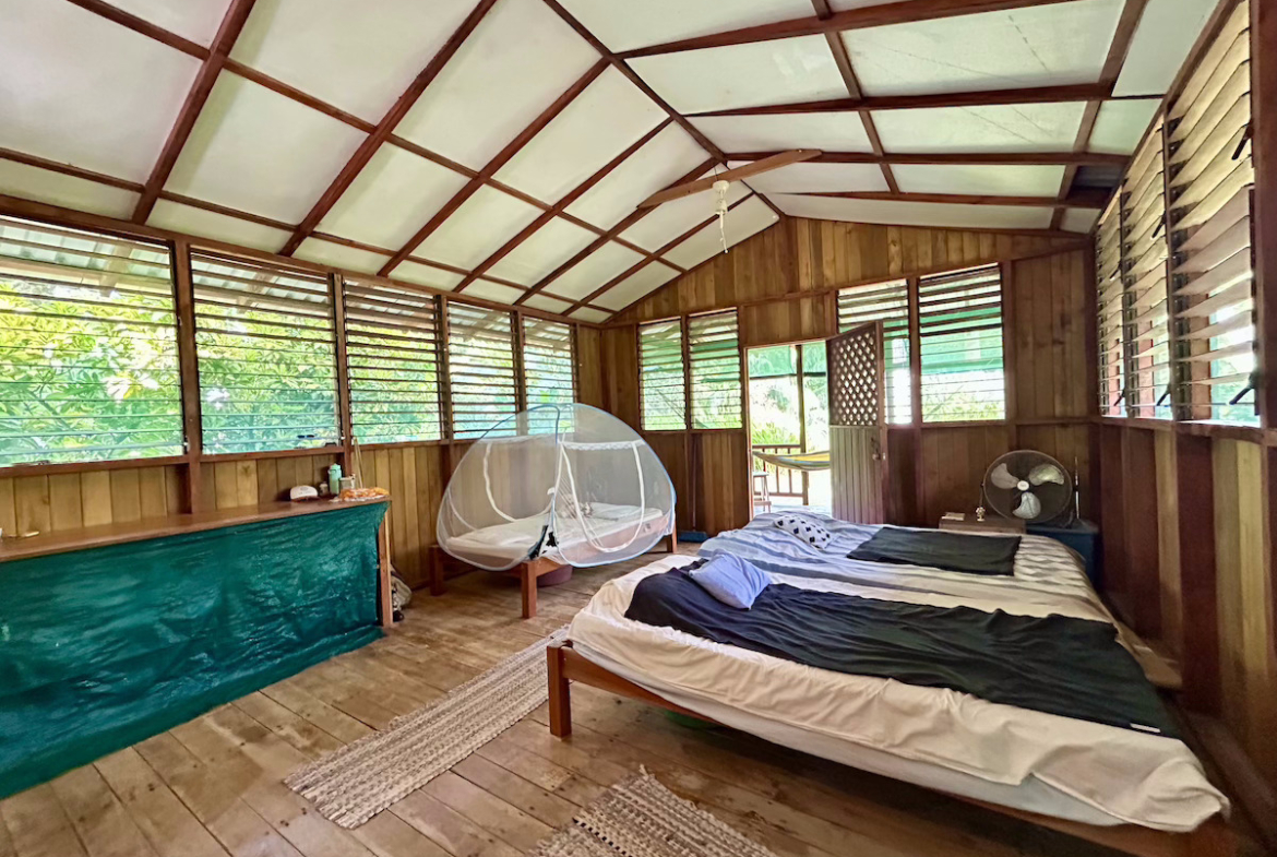 sombrero-beach-surf-shack-osa-peninsula