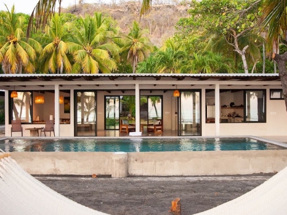 oceanfront-income-producing-villa-el-salvador