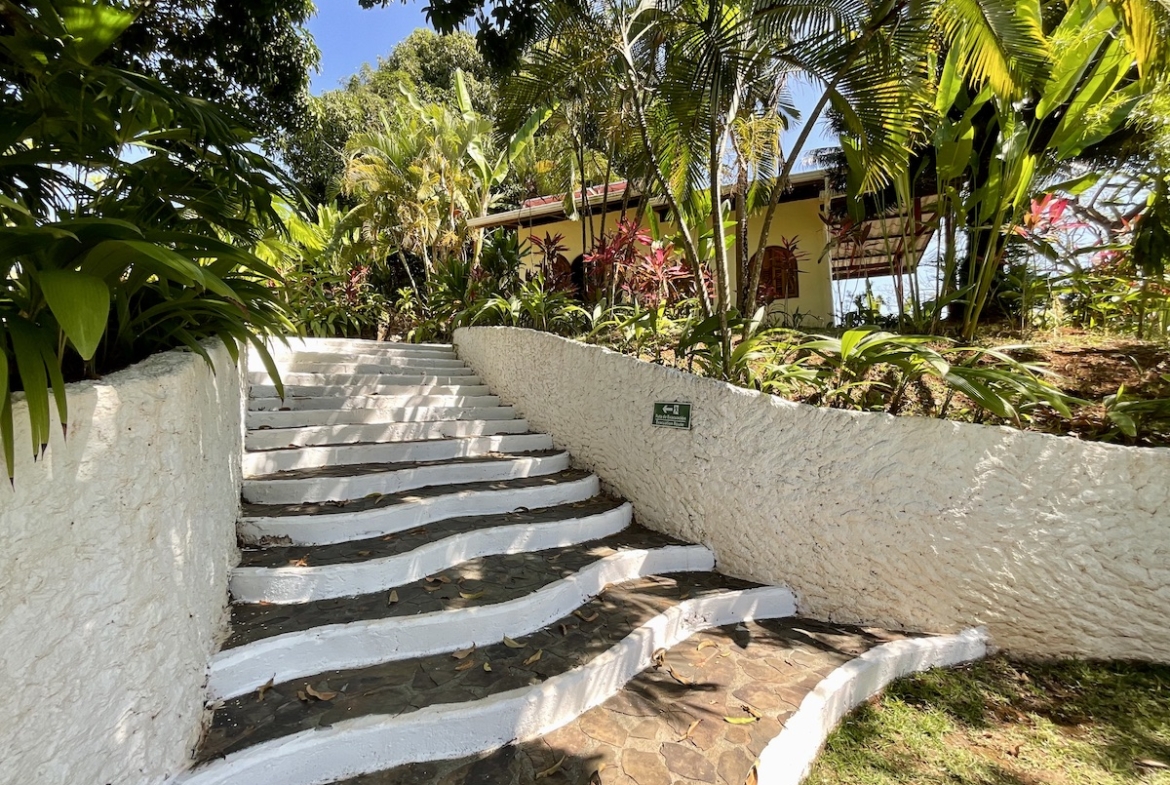 spectacular-ocean-view-resort-property