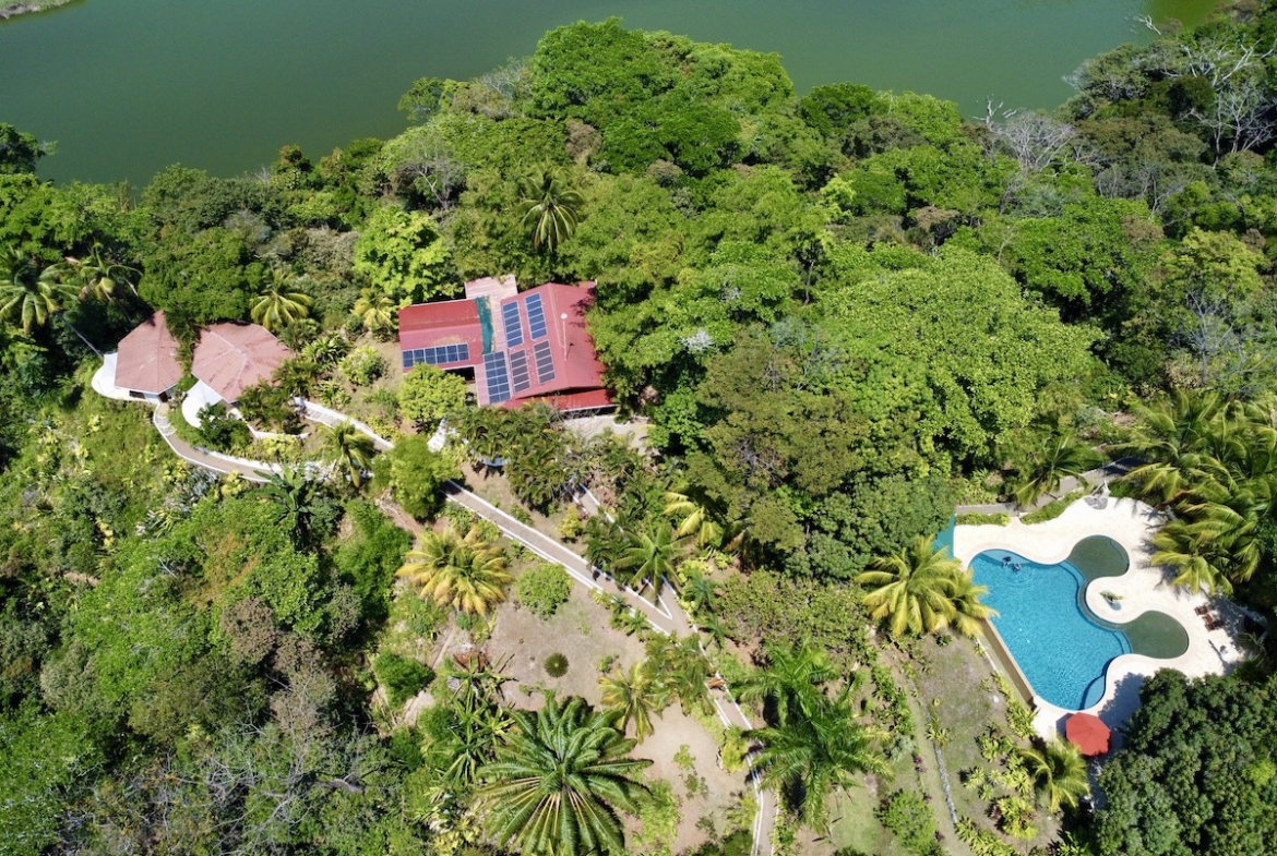 spectacular-ocean-view-resort-property