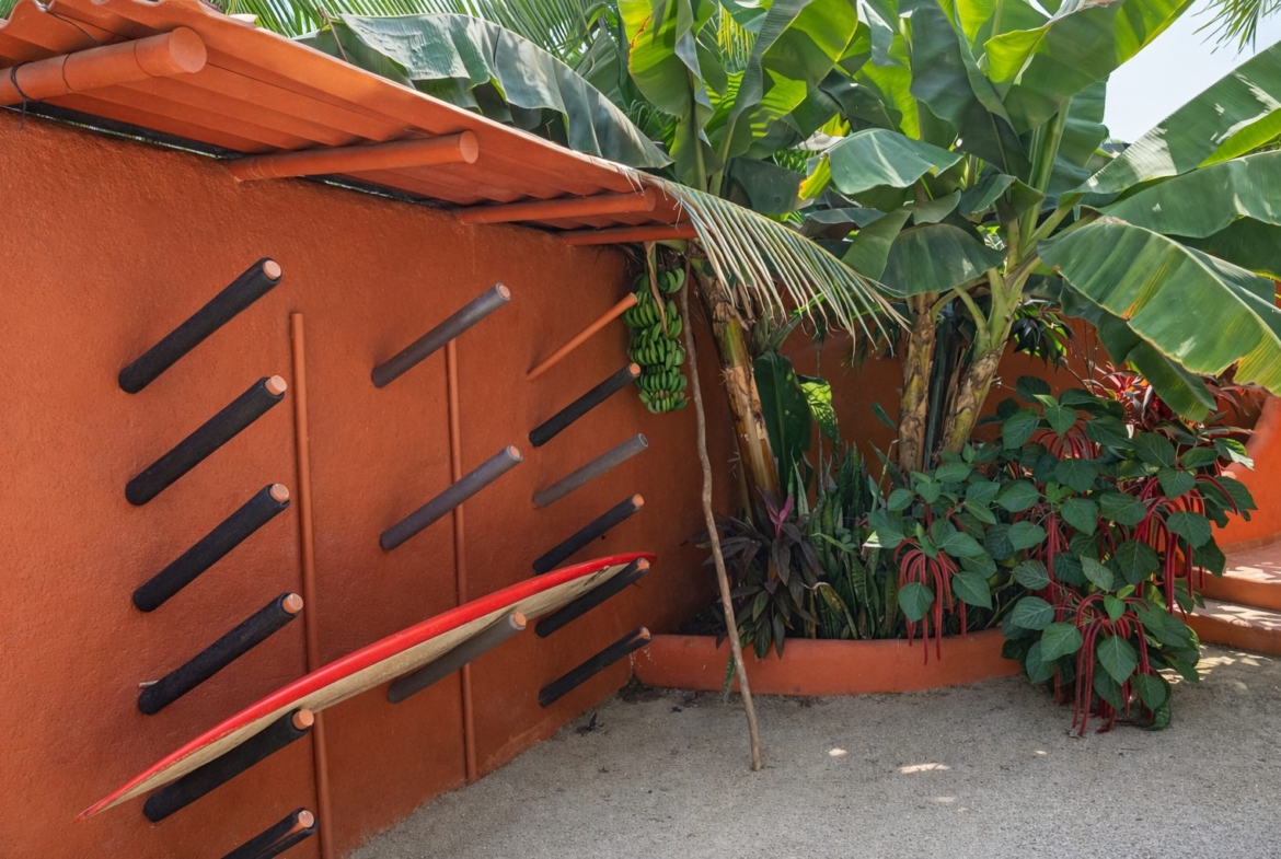 casa-cool-saladita-for-sale