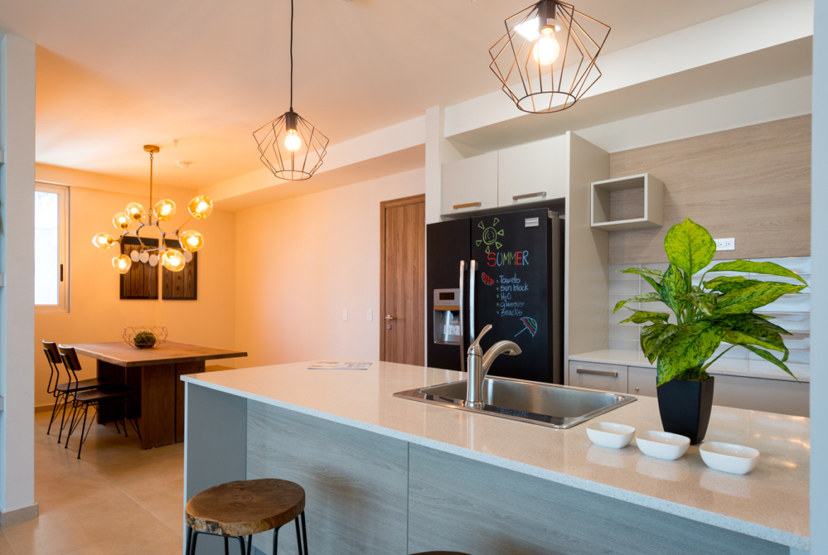 ph-royal-palm-playa-gorgona-panama-beachfront-condo-near-malibu-surf