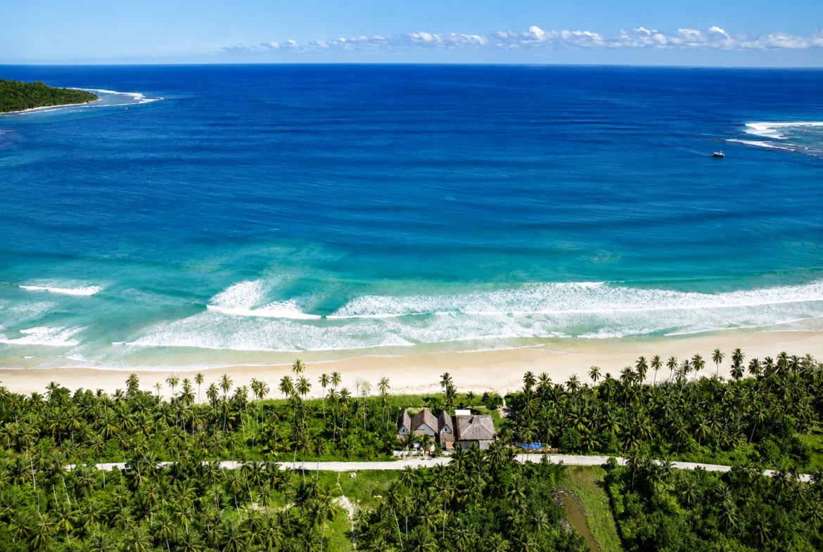freehold-valhalla-mentawai-villa-for-sale